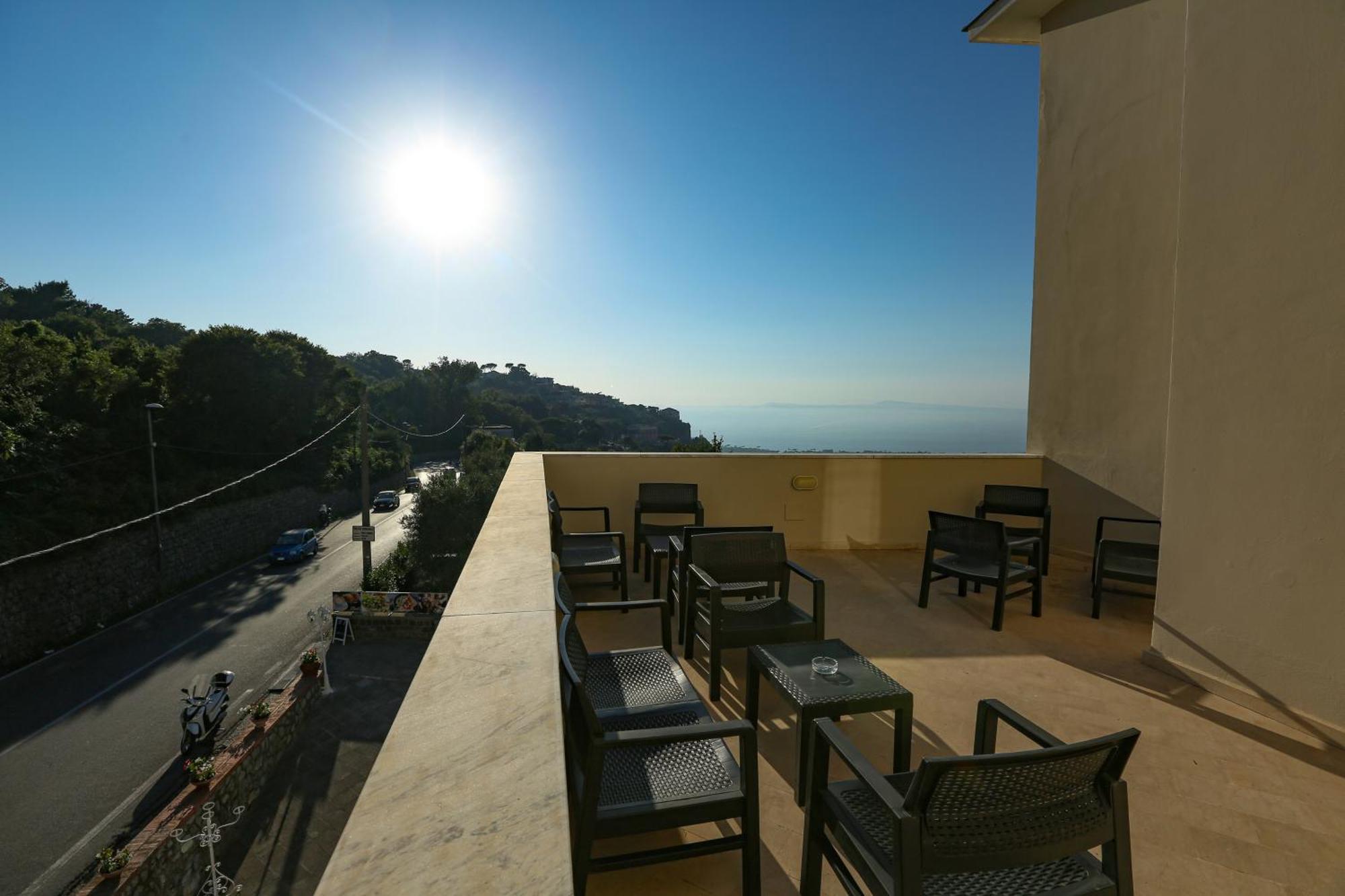 Royal Hills Hotel 4*