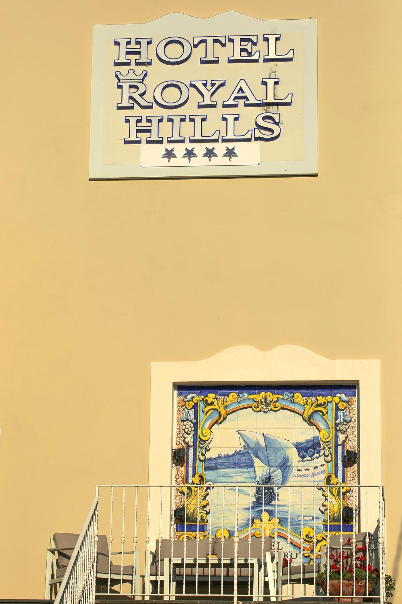 Royal Hills 4*