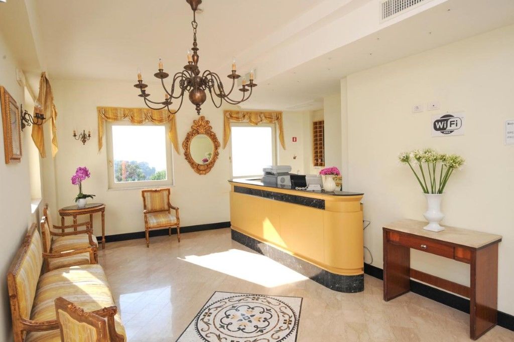 Hotel Royal Hills